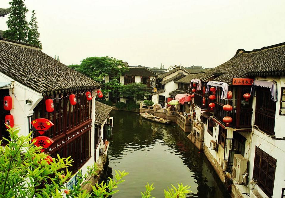 探寻吉鹿力问答社区,解锁阳台吊顶用什么材料好的奇妙世界